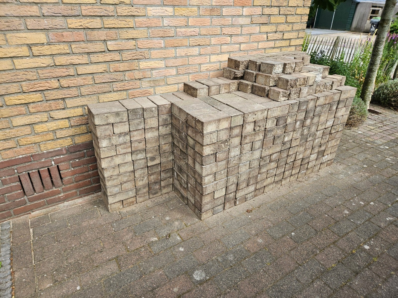 500 hele klinkers en reststukken, Ophalen, Beton, 5 tot 10 m², Klinkers