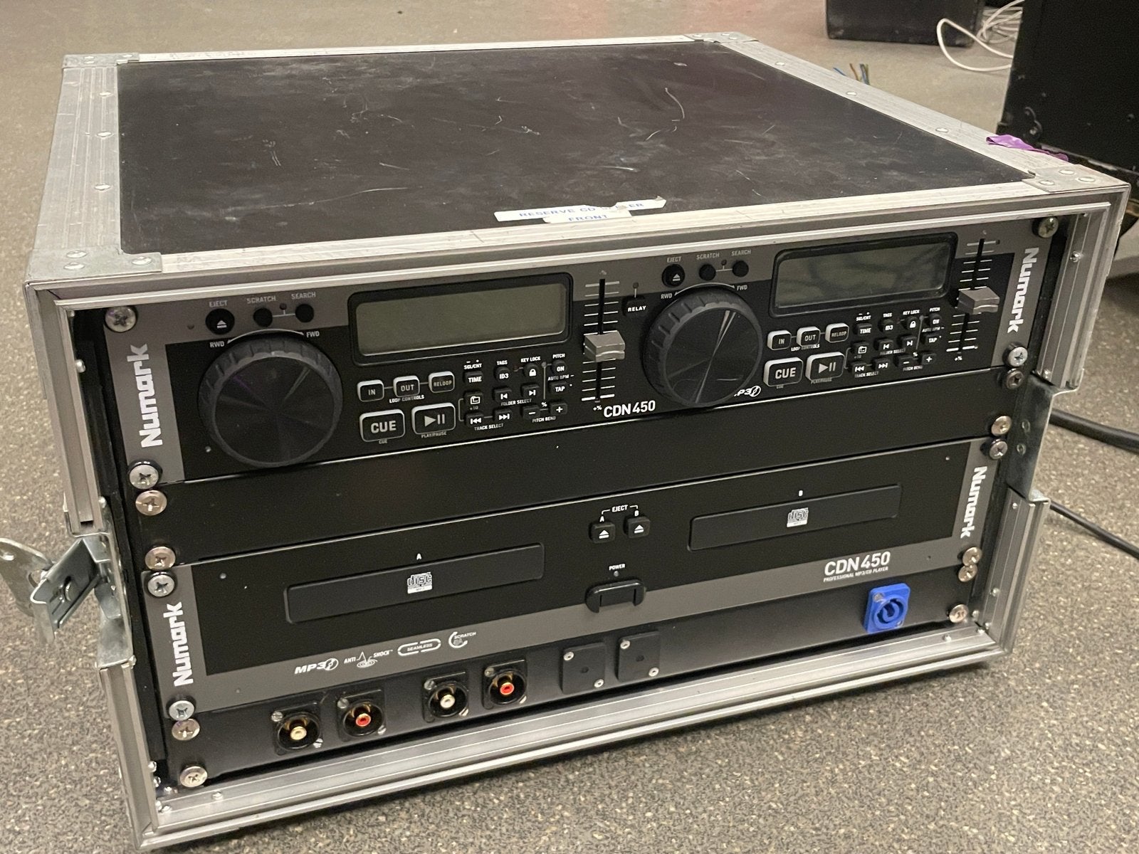 Numark CDN450 DJ-set in flightcase, Gebruikt, Dj-set, Nu@mark.com, Onzin