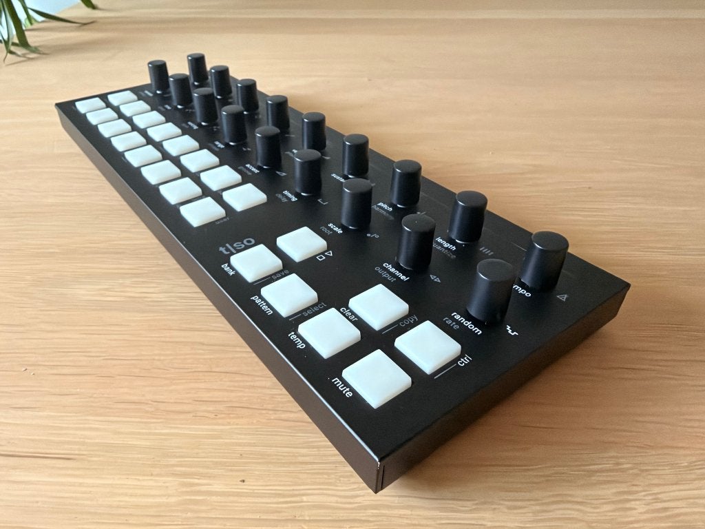 Torso T1 sequencer, Overige merken, Zo goed als nieuw, Met midi-aansluiting, Overige aantallen