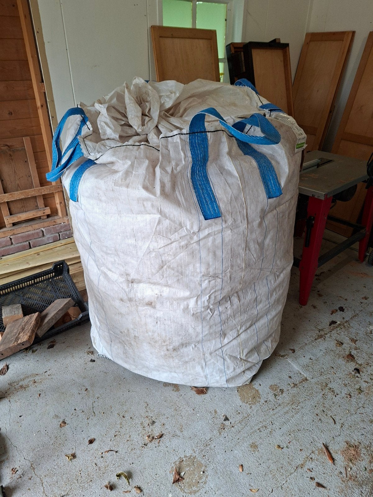 Drowa Isolatie Chips + Trechter, Doe-het-zelf en Verbouw, Isolatie en Afdichting, Ophalen, Overige materialen, Minder dan 4 cm