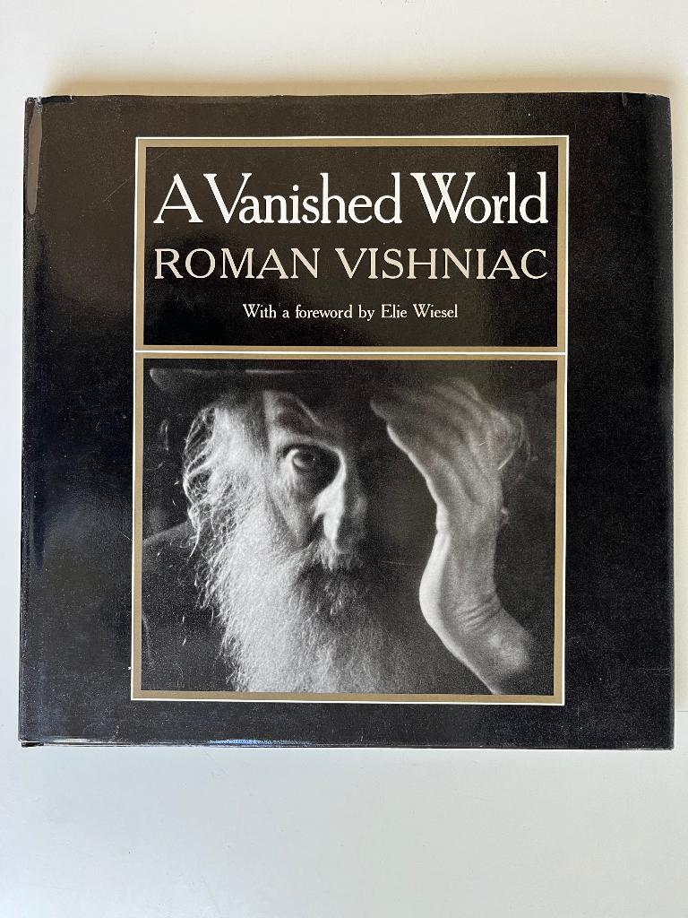 Fotoboek A Vanished World - Roman Vishniac, Fotografie algemeen, Ophalen of Verzenden, Roman Vishniac, Zo goed als nieuw