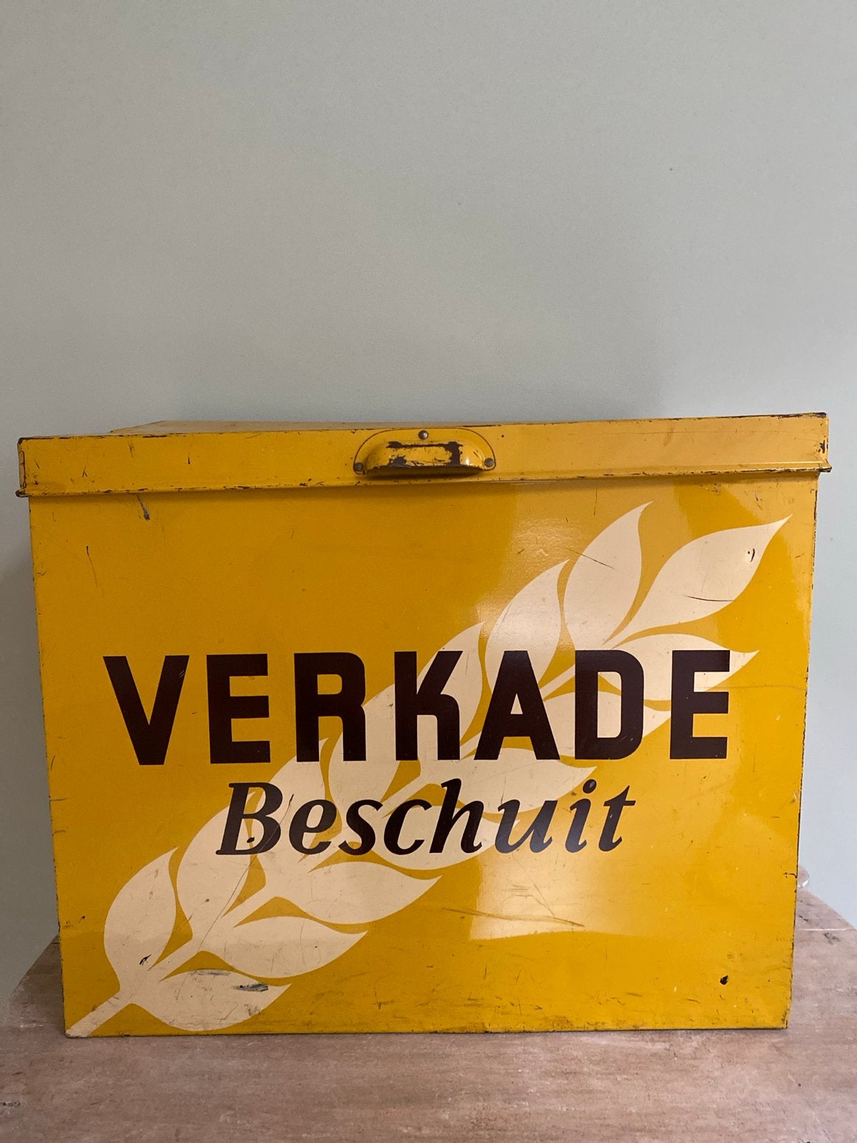 Vintage Verkade Beschuit Blik - Geel met Logo, Ophalen of Verzenden