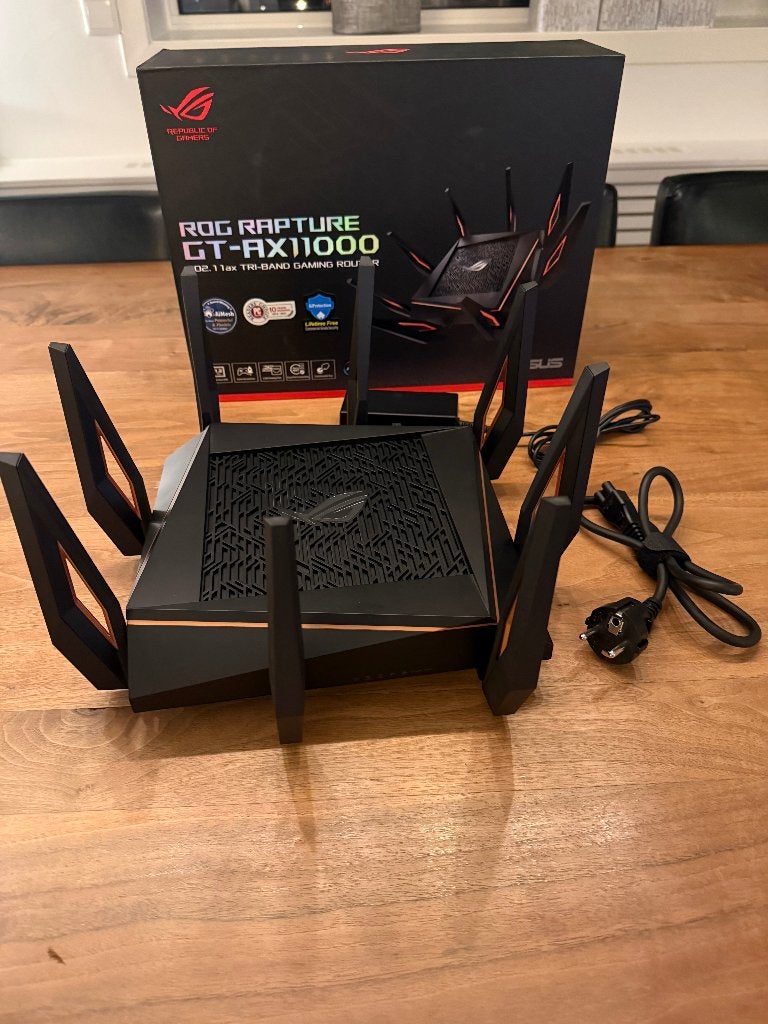 ASUS ROG RAPTURE GT-AX11000, Ophalen of Verzenden, Zo goed als nieuw, Router, Asus