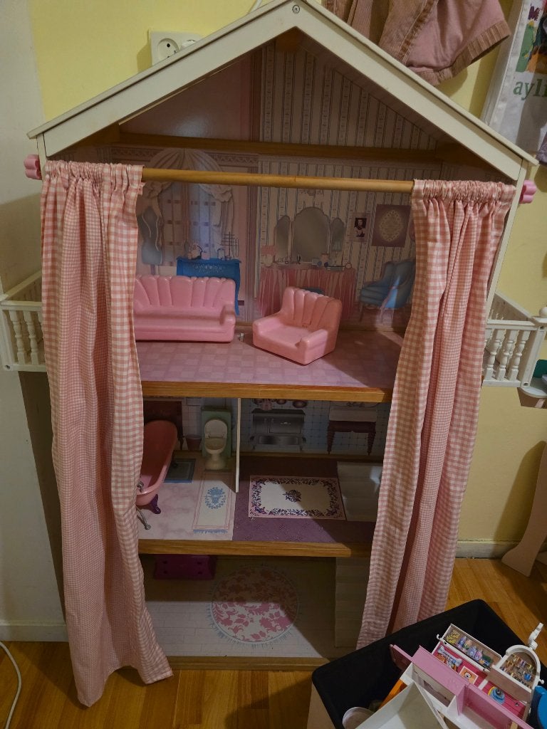 Barbie huis met extra spulletjes, Ophalen, Gebruikt, Poppenhuis
