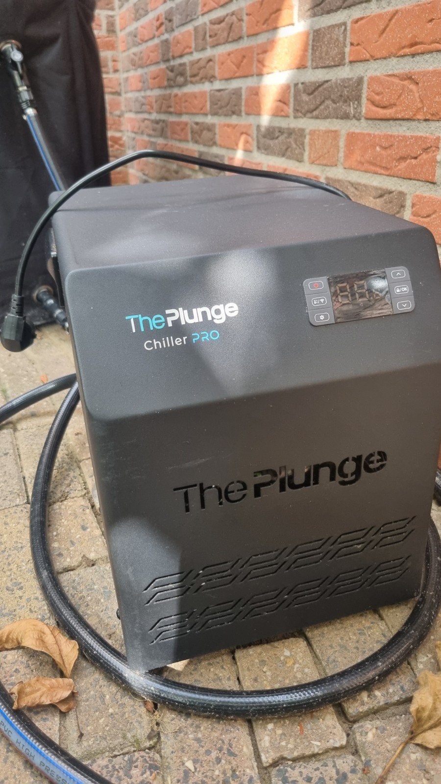 Foto 2 van The Plunge Recovery ULTRA Chiller PRO - Koudwaterbad