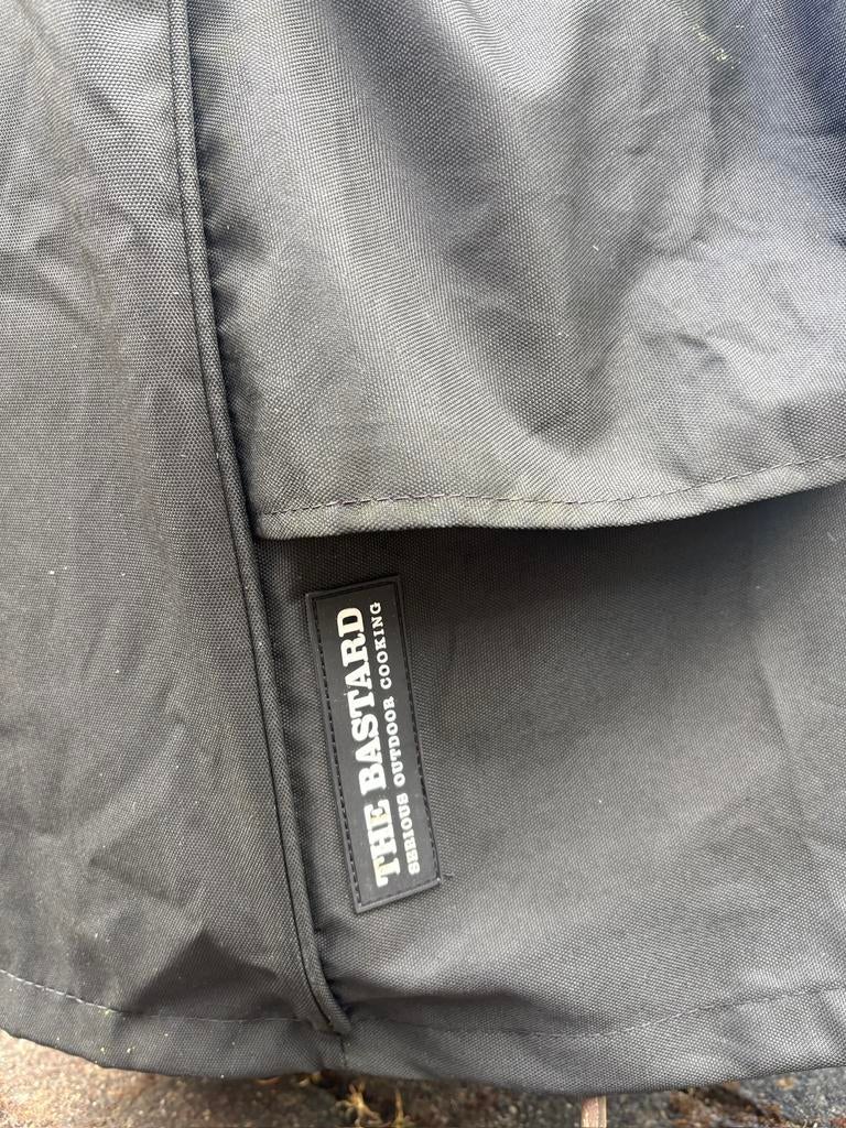 Regenhoes voor de Bastard Compact (Komado BBQ), Ophalen of Verzenden, Zo goed als nieuw