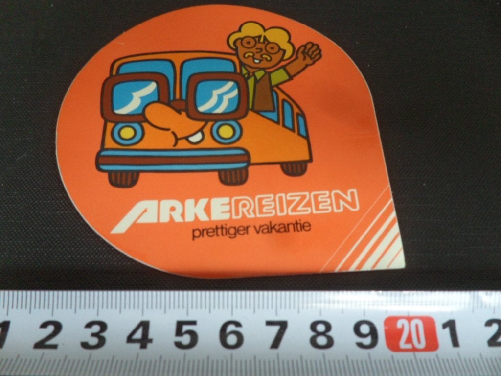 sticker arke reizen prettiger vakantie strip man bus, Ophalen of Verzenden, Zo goed als nieuw