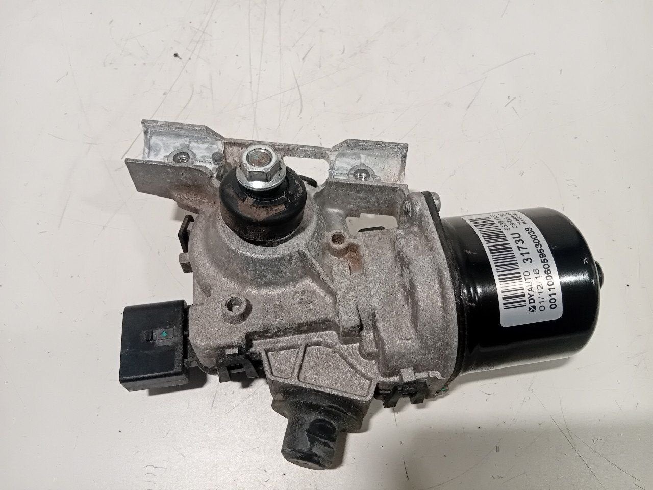 Ruitenwissermotor voor Opel Karl, Auto-onderdelen, Onderdelen@venauto.nl, Van der Ven Autorecycling B.V., Gebruikt, Ettenseweg 76, 4706 PB Roosendaal, The Netherlands