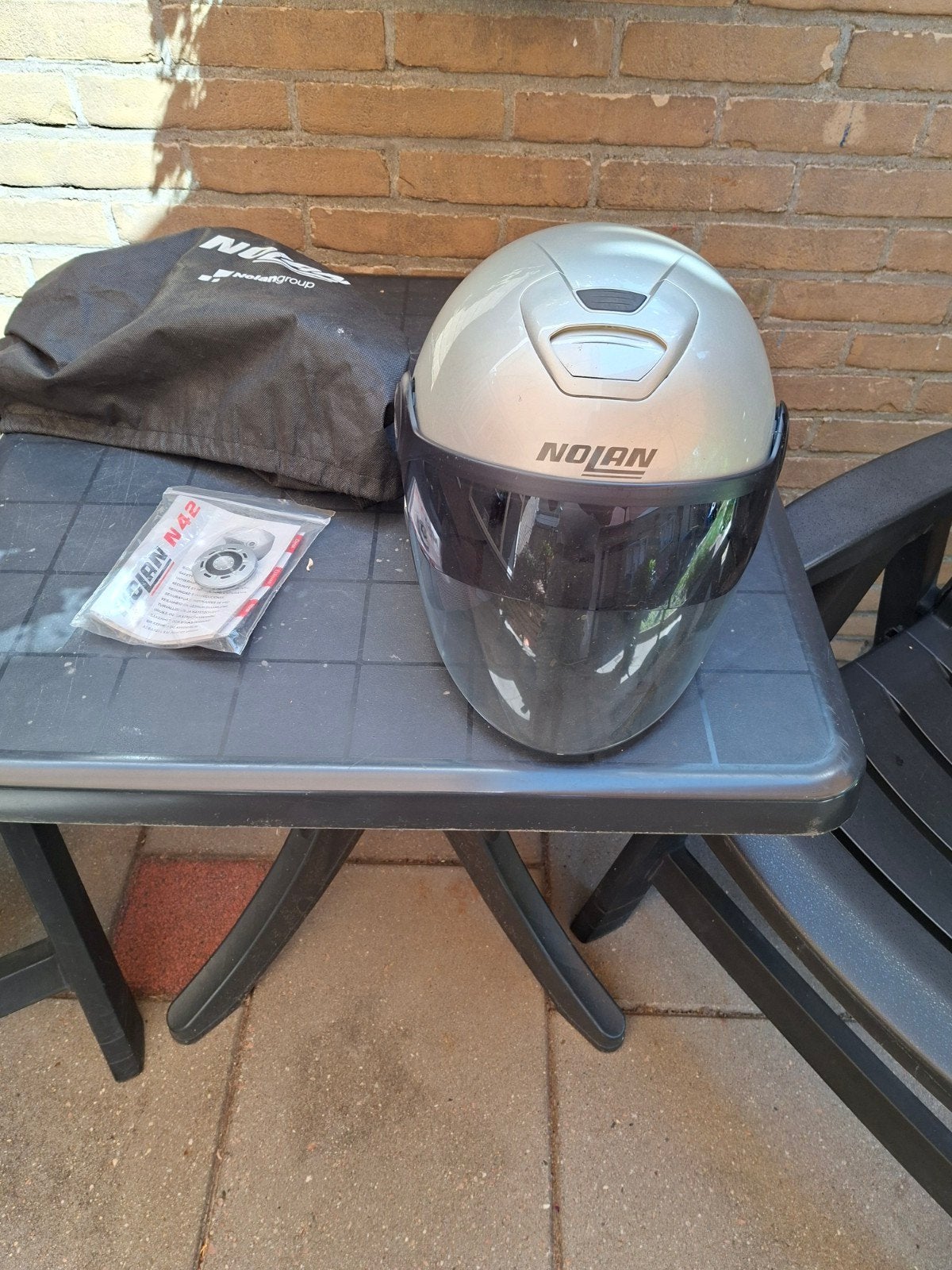 nette brommer helm bijna niet gedragen maat S, Overige merken, Ophalen of Verzenden, Integraalhelm, S