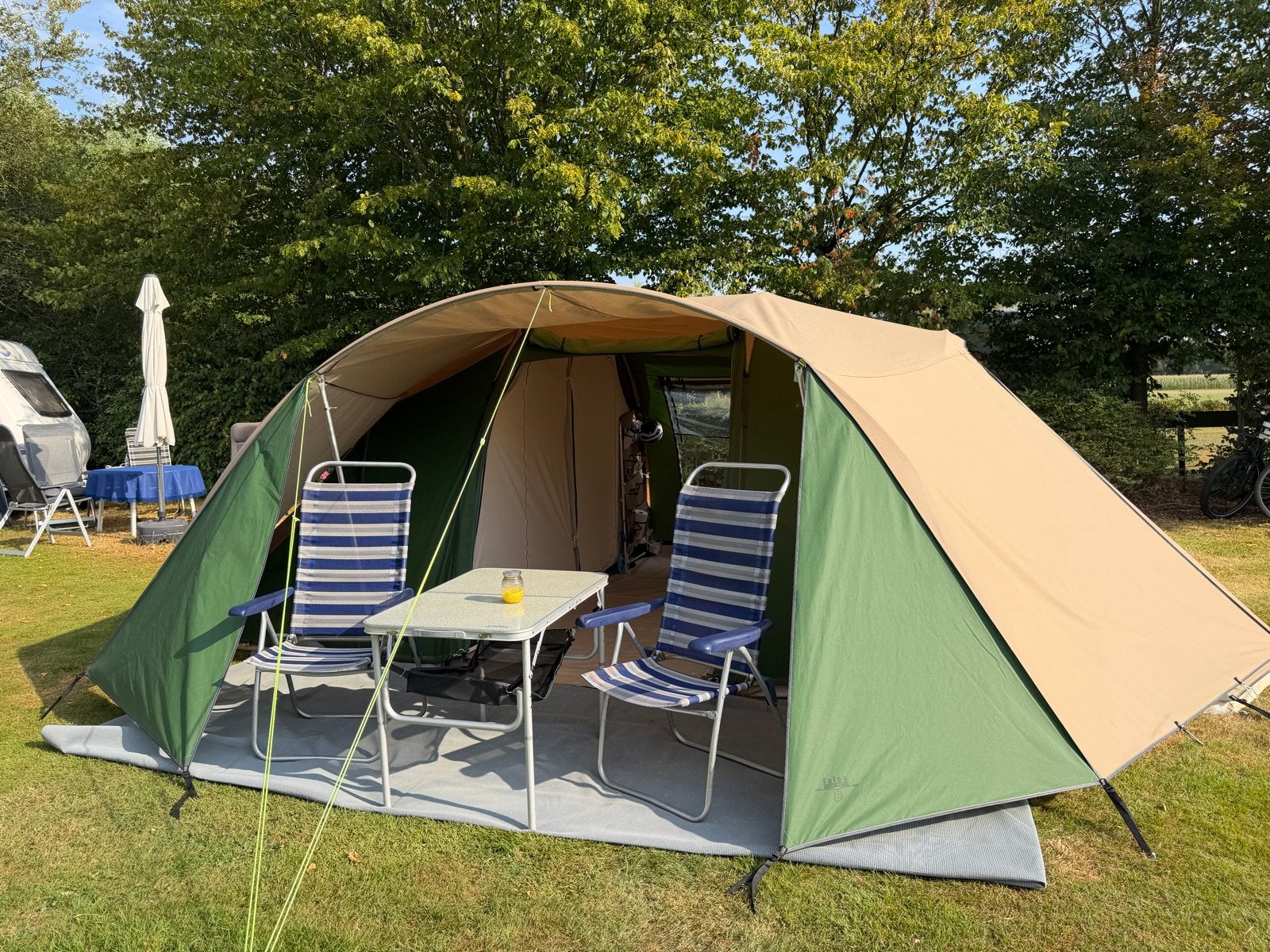 Falco Steenarend 4AK tent met 3 binnententen, Caravans en Kamperen, Tenten, Ophalen, Gebruikt, Tot en met 6