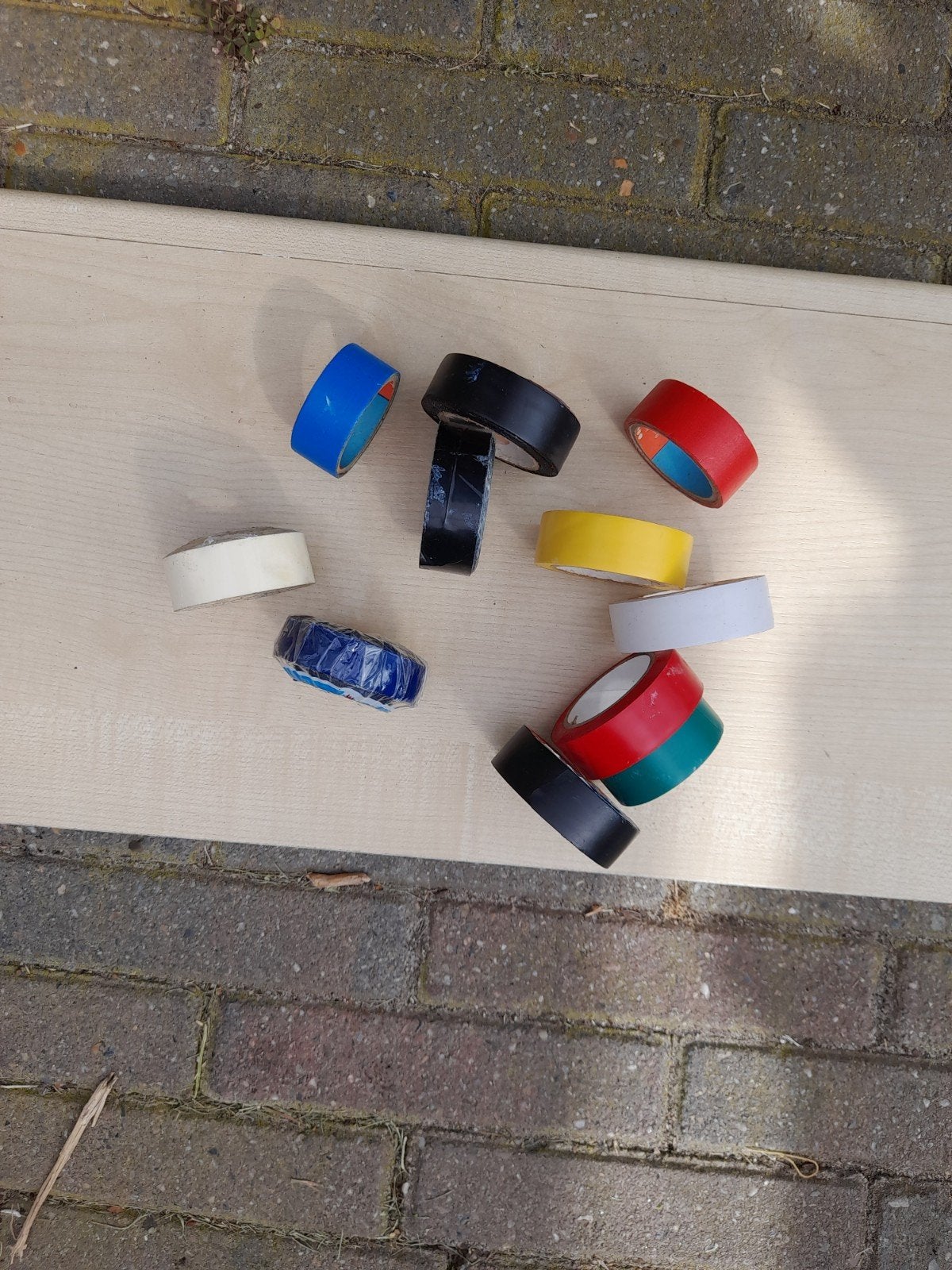 10 rolletjes gekleurde tape voor tent of caravan, Ophalen, Gebruikt