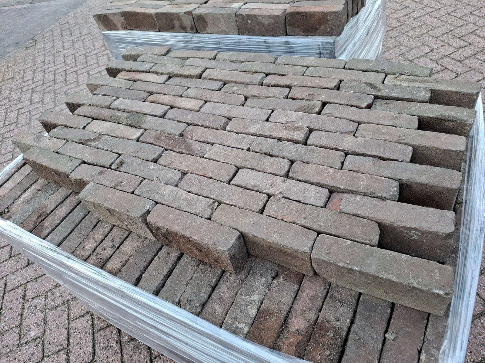 15,5m² Gebakken Waaltjes op 2 Pallets, Ophalen, Gebruikt, Keramiek, Klinkers
