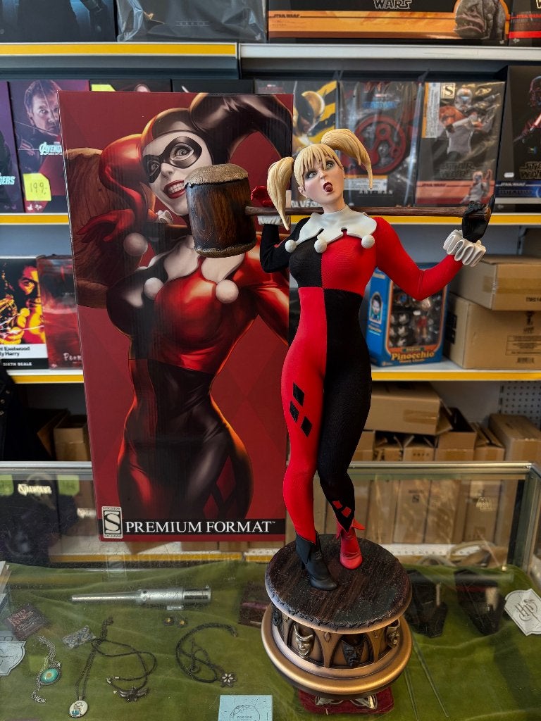DC Comics Harley Quinn 1:4 Premium Format Figure Sideshow, Verzamelen, Ophalen of Verzenden, Zo goed als nieuw, Mens