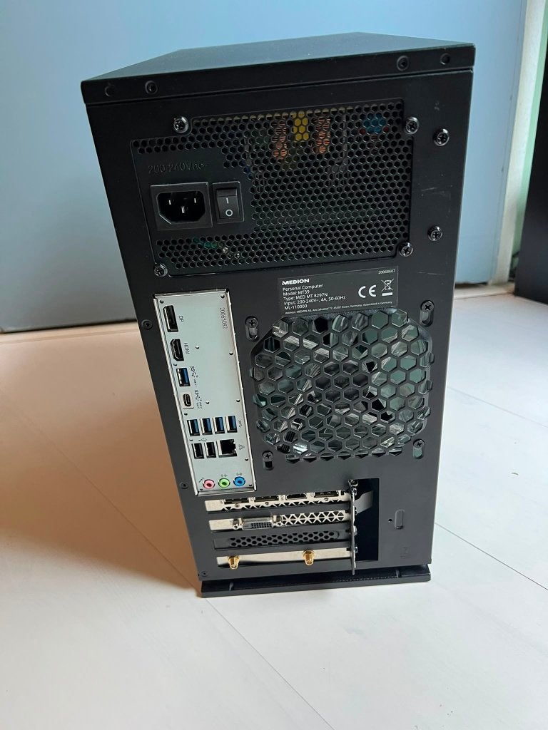 Medion Erazer Engineer P10 Ryzen 7 4750G Game PC, Ophalen, 1.5TB, Virtual Reality, Refurbished