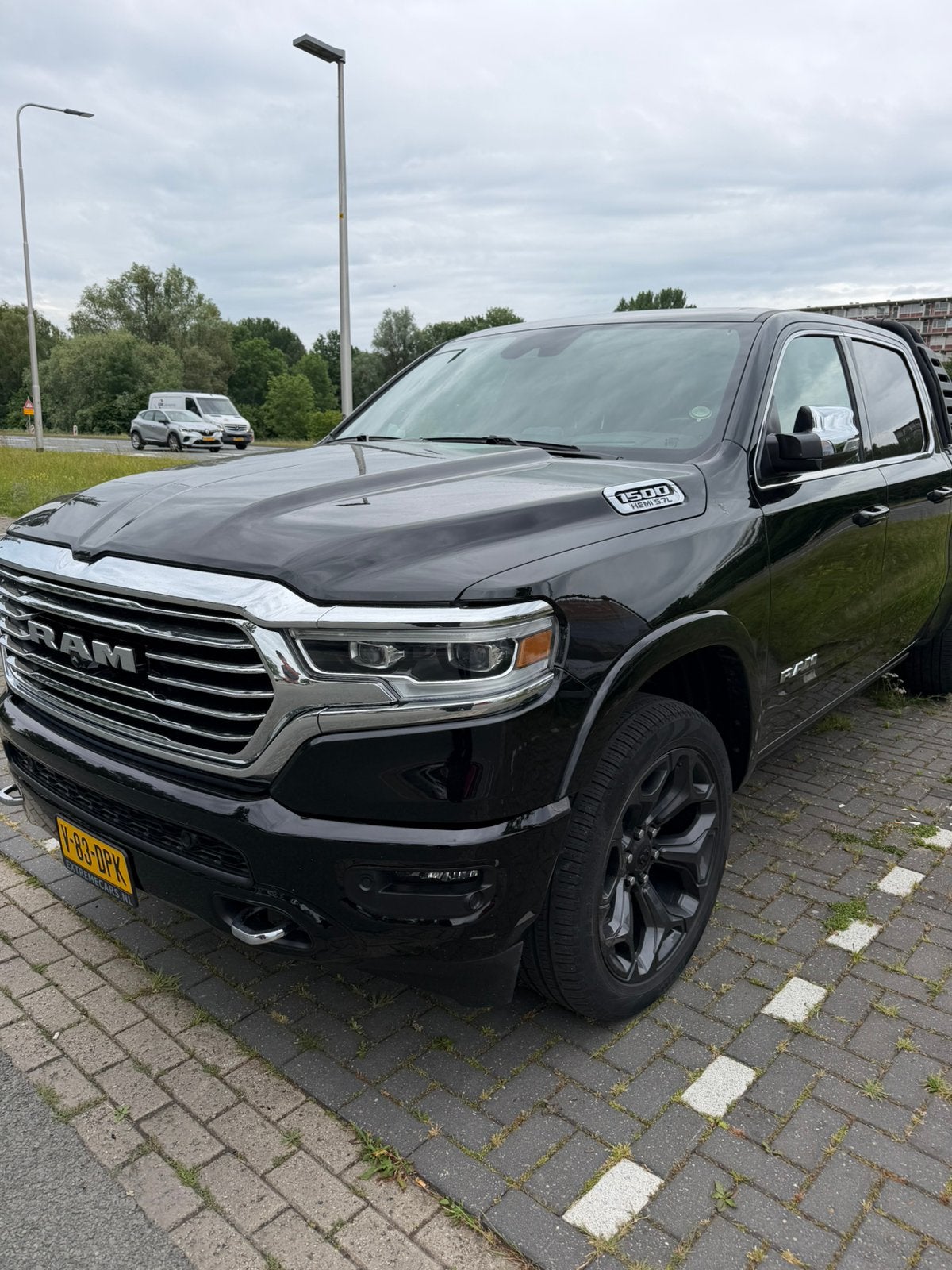 Dodge RAM Longhorn 2024     Zeer complete uitvoering, Auto's, Bestelauto's, Automaat, 8 cilinders, 5654 cc, Lichtsensor