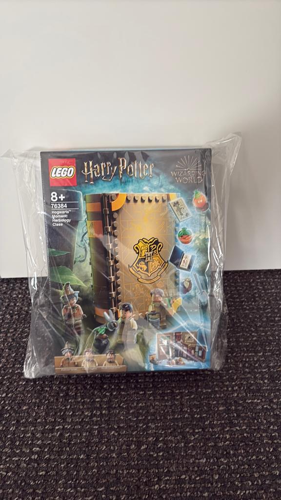 Nieuw Lego Harry Potter 76384 Hogwarts Moment: Herbology Cla, Ophalen of Verzenden, Nieuw