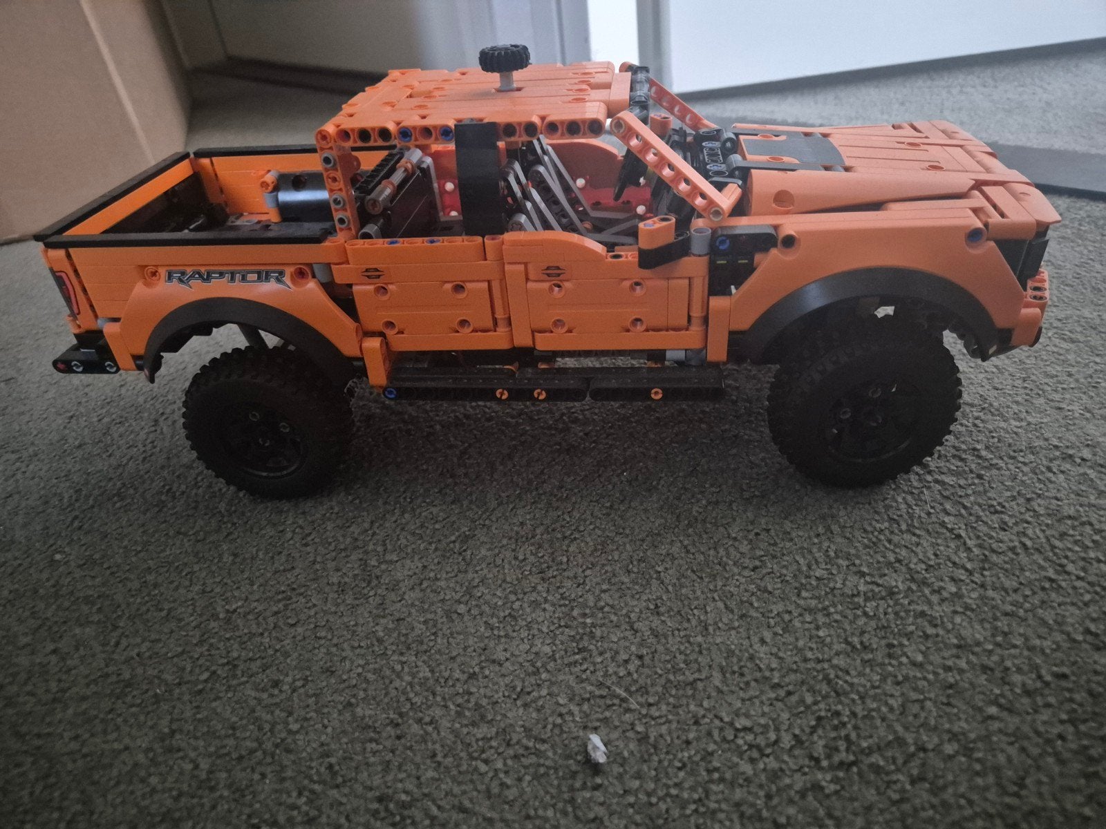 lego ford raptor 42126, Ophalen, Zo goed als nieuw, Overige schalen, Auto onroad