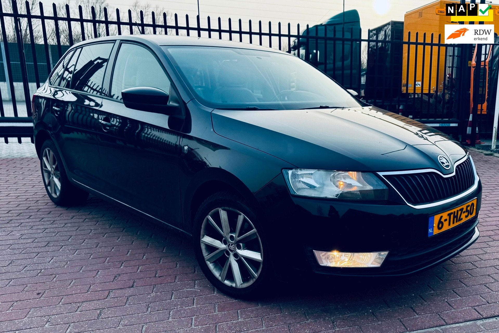 Skoda Rapid Spaceback 1.4 TSI Greentech Elegance/DSG/Automaa, Auto's, Skoda, Euro 5, Stof, Gebruikt, Beige
