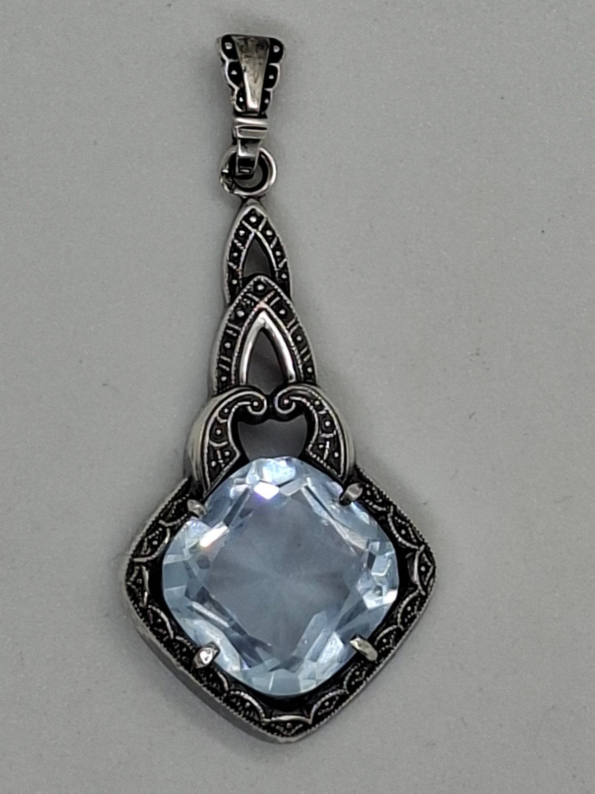 Prachtige zilveren vintage Art Deco hanger met blauwe steen, Ophalen of Verzenden, Blauw, Zilver, Met edelsteen