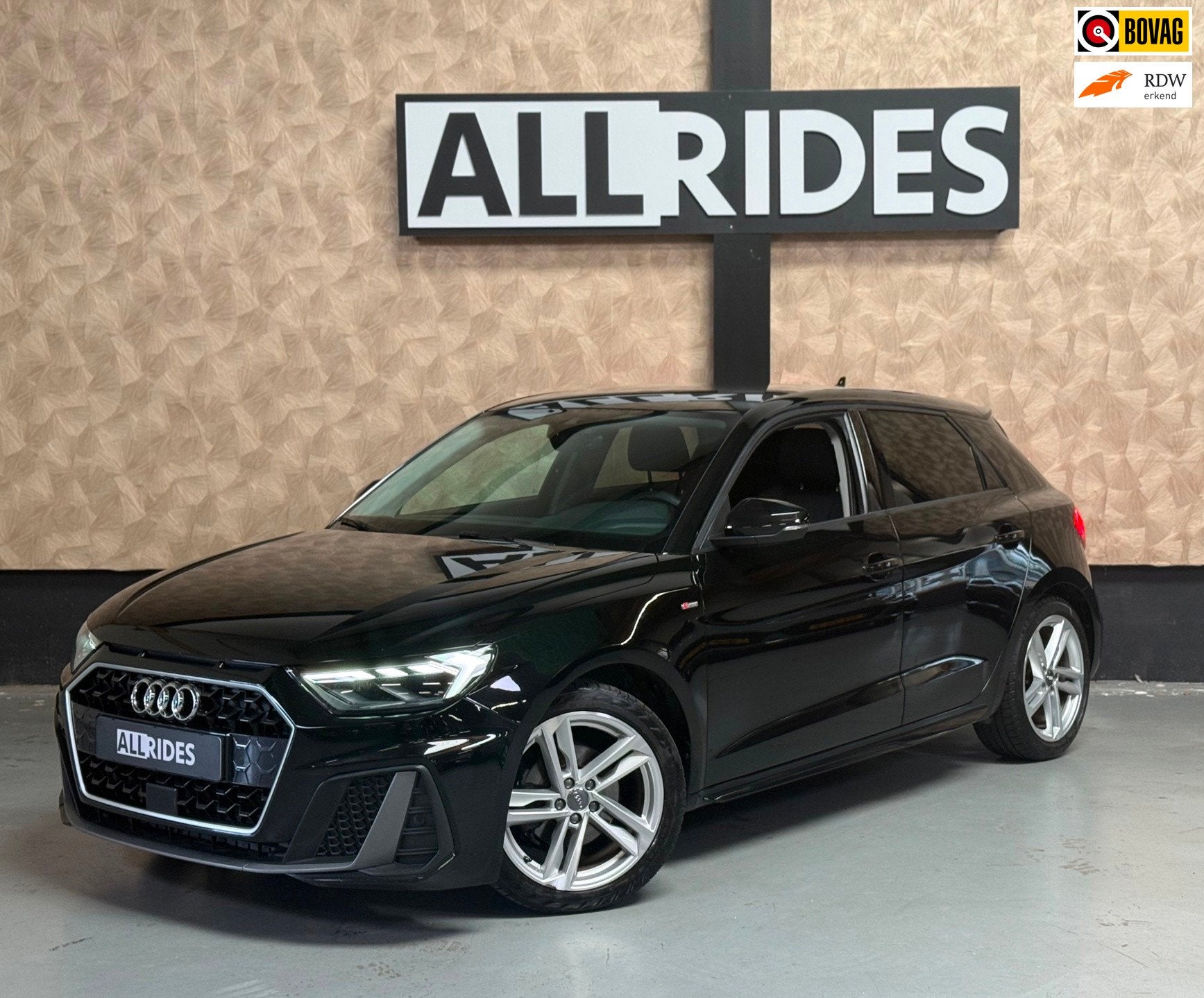 Audi A1 Sportback 35 TFSI Pro Line S | Camera | Stoelverwarm, Stof, 4 cilinders, 150 pk, Zwart