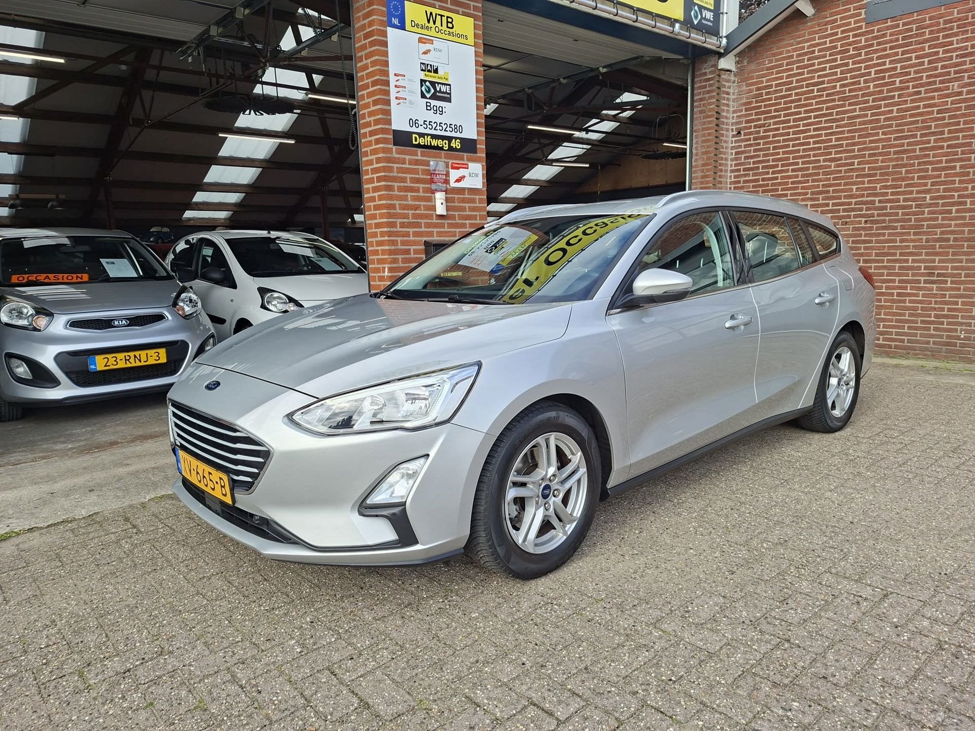Foto 3 van Ford Focus Wagon 1.0 EcoBoost Trend Edition Business, 1 Eig.