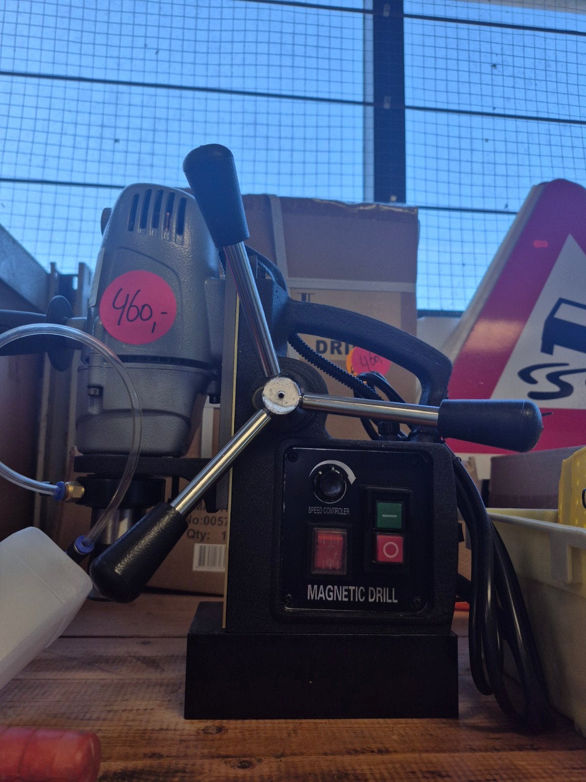 nieuwe Magnetische Boormachine met Snelheidsregeling, Boormachine, Variabele snelheid, Ophalen of Verzenden, Gebruikt
