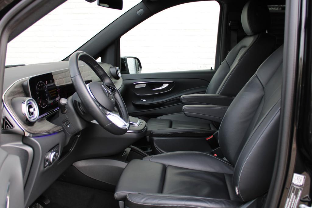 Mercedes-Benz V-Klasse 300d / Lang / DC / Black Edition / 2x, Automaat, Achterwielaandrijving, Gebruikt, 4 cilinders