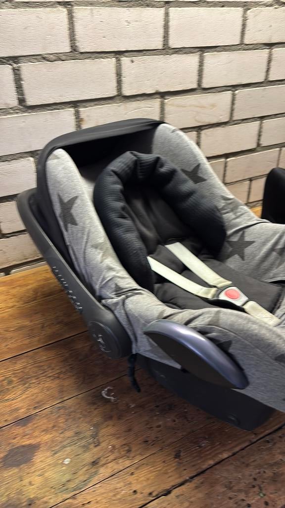 Maxi cosi en autostoel verhoger, Ophalen of Verzenden, Gebruikt