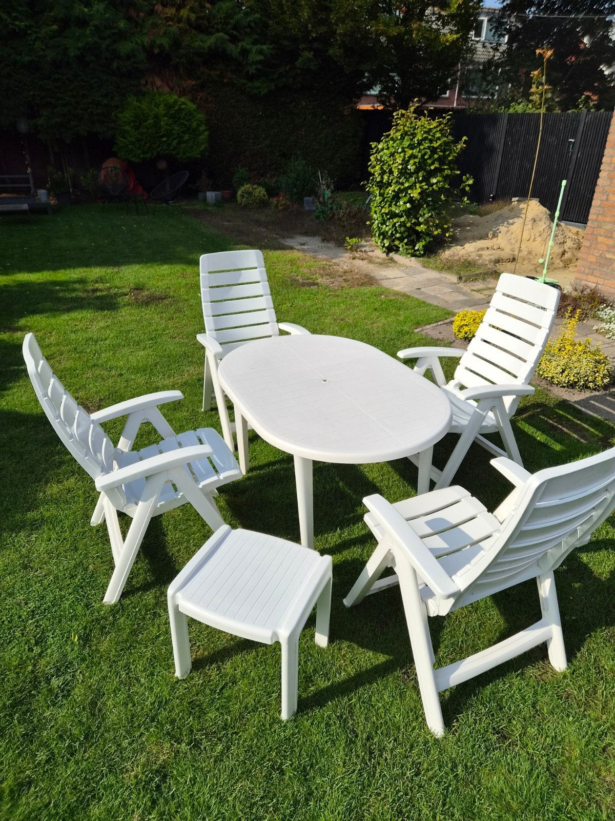 Hartman tuinset met 4 stoelen, tafel en hocker, Ophalen, 4 zitplaatsen, Kunststof, Gebruikt