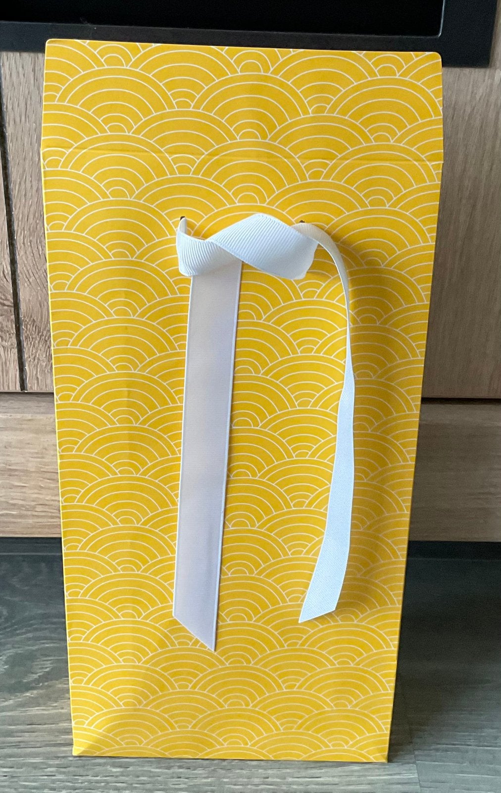 Luxe kadotasjes met plakstrip 22x13x6 cm, 25 stuks nieuw, Ophalen of Verzenden, Nieuw