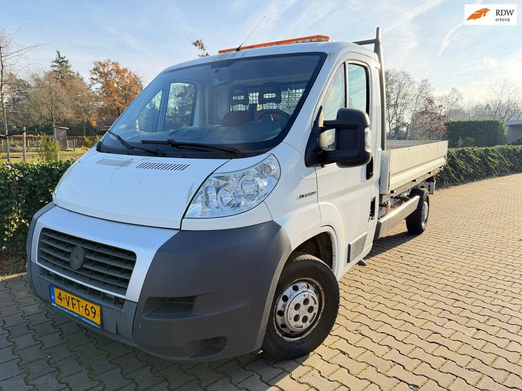 Fiat Ducato 33 2.2 MultiJet MLH1 , 3 - Pers. , Zwaailichtbal, Auto's, Fiat, Gebruikt, Zwart, 4 cilinders, Wit