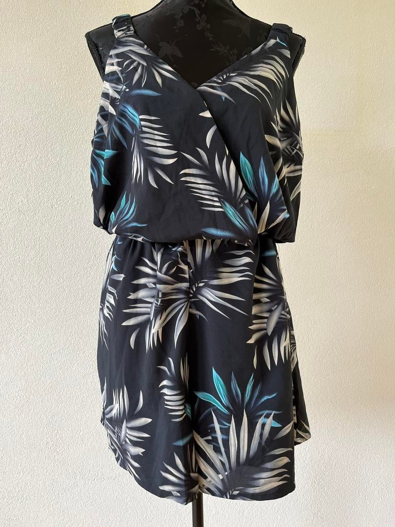 Koroshi zomerse zwarte jumpsuit met korte broek maat XL, Kleding | Dames, Ophalen of Verzenden, Zo goed als nieuw, Maat 46/48 (XL) of groter