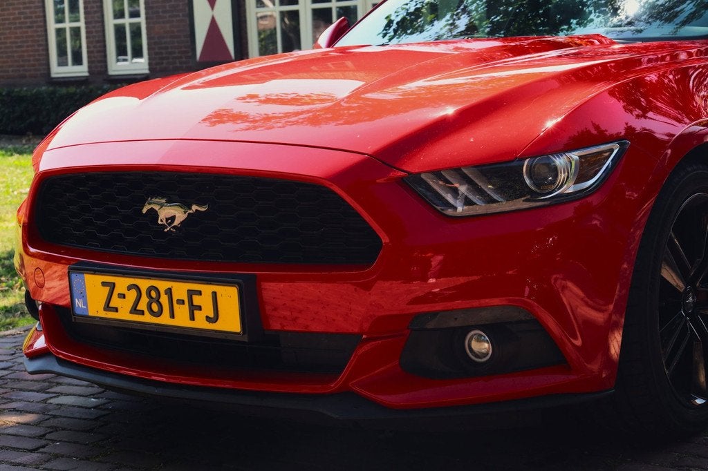 Ford Mustang Fastback 2.3 EcoBoost Aut. | MBRP Uitlaatsystee, Auto's, Ford, Automaat, Achterwielaandrijving, Gebruikt, 4 cilinders