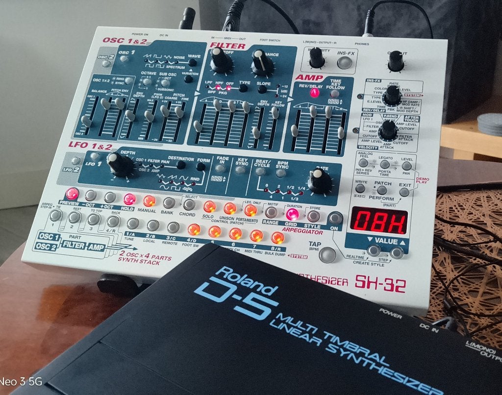 Roland SH-32, Ophalen of Verzenden, Zo goed als nieuw