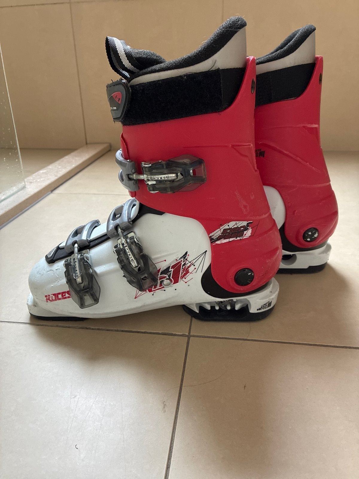 Roces ski-schoenen - rood/wit - verstelbaar maat 36-40, Overige merken, Gebruikt, 100 tot 140 cm, Schoenen