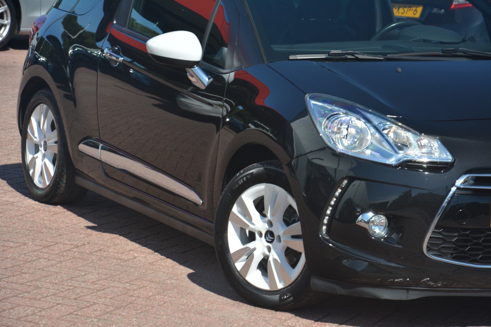 Citroën DS3 1.6 e-HDi So Chic | HIFIsystem | Cruise-control, Auto's, Voorwielaandrijving, 28 km/l, Gebruikt, 4 cilinders