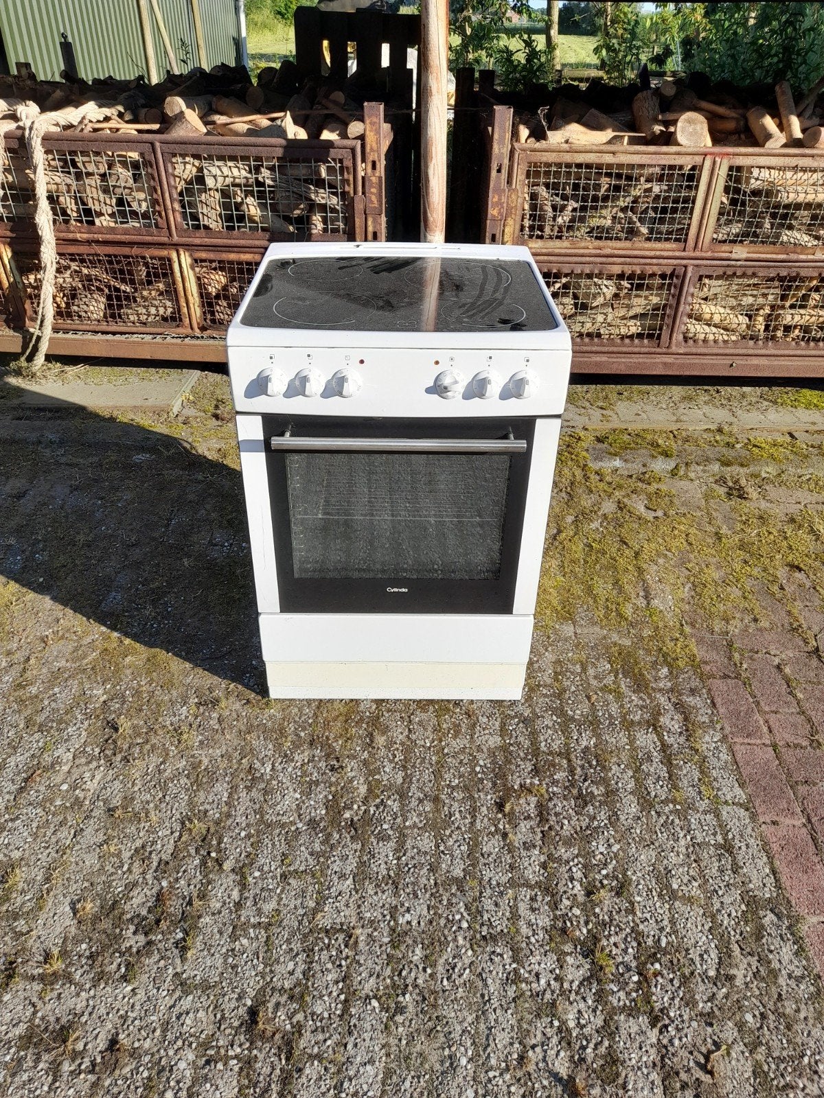 Zeer nette inductie fornuis., Zo goed als nieuw, Inductie, Vrijstaand, 85 tot 90 cm