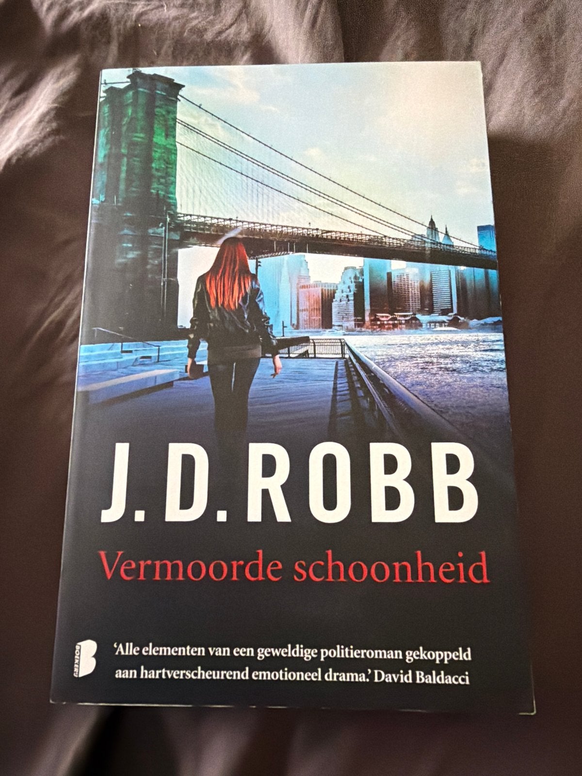 SKK.  J.D. Robb - Vermoorde schoonheid, J.D. Robb, Ophalen of Verzenden, Zo goed als nieuw, Nederland