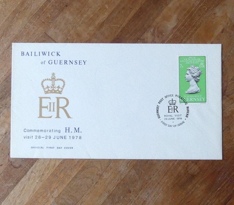 Eerstedag envelop Queen Elizabeth Royal Visit Guernsey 1978, Ophalen of Verzenden, Gebruikt, Buitenland, Postzegel(s) of Munt(en)