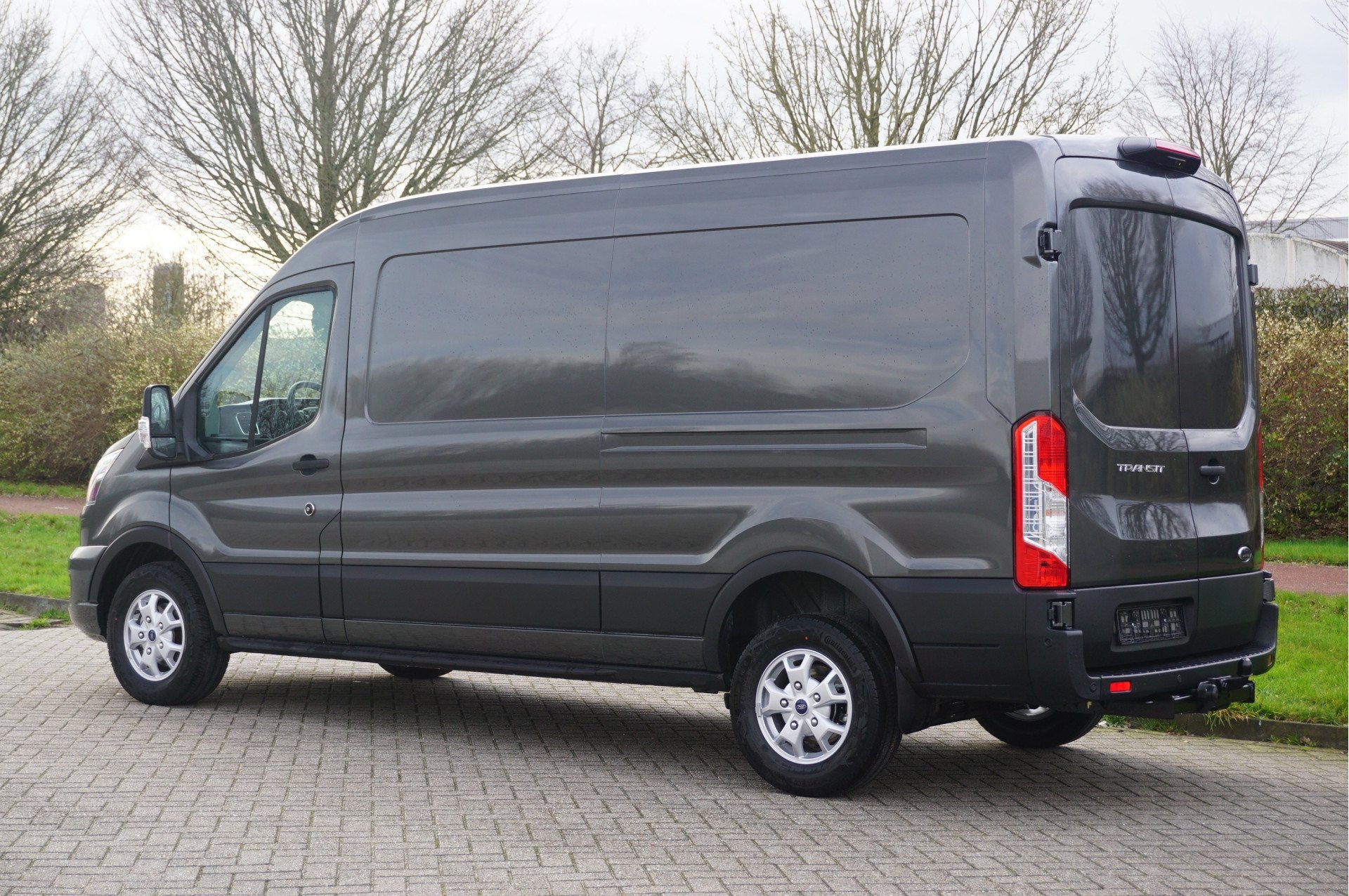 Ford Transit 350L L3H2 Limited AUT-8 165PK BPM VRIJ Navi, Ad, 4 cilinders, 2800 kg, Bedrijf, Diesel