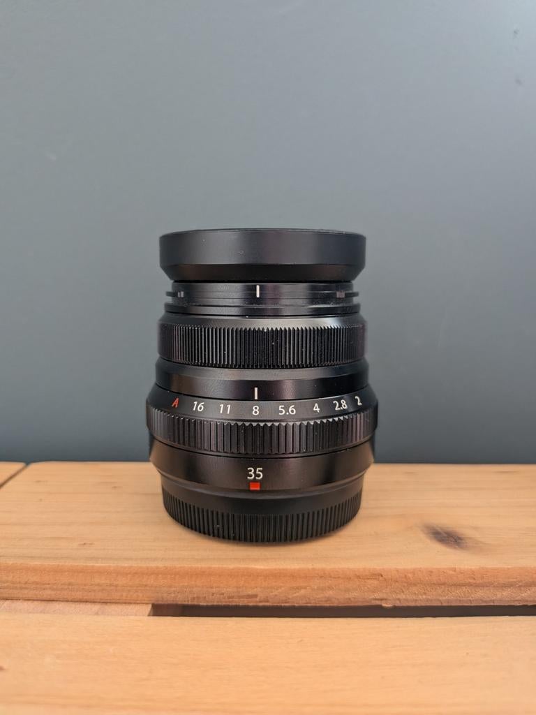 Fujifilm XF 35mm f/2 R WR - Uitstekende staat, Ophalen of Verzenden, Zo goed als nieuw, Standaardlens
