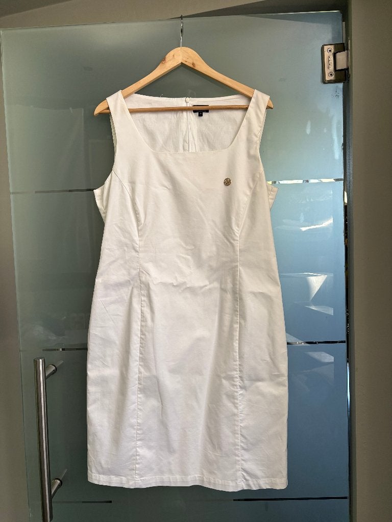 Armani - Witte Jurk, Armani, Wit, Maat 42/44 (L), Ophalen of Verzenden