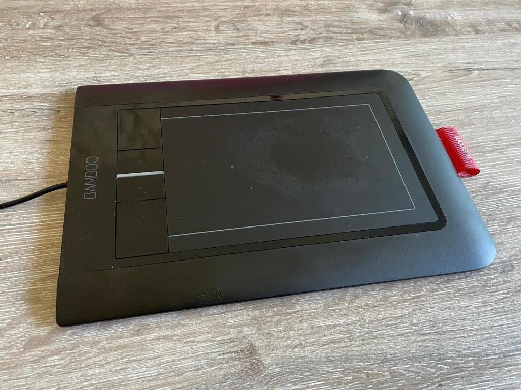 Tekentablet Wacom Bamboo CTH-460 met pen (Originele doos), Gebruikt, Multi-touch, Ophalen of Verzenden, Wacom
