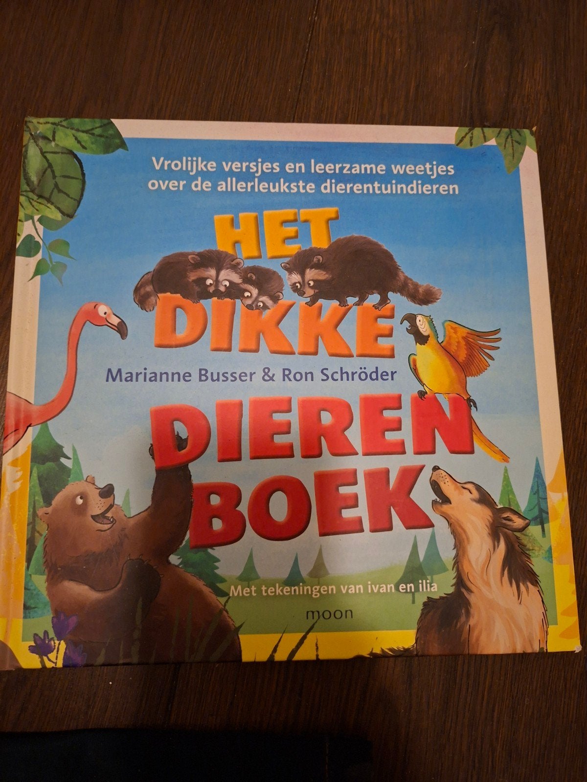 Ron Schröder - Het dikke dierenboek, Ophalen, Zo goed als nieuw, Ron Schröder; Marianne Busser