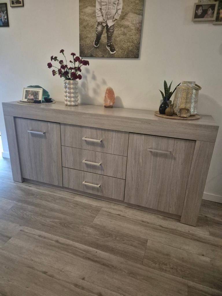 Dressoir 190×85×47, Huis en Inrichting, Kasten | Dressoirs, Zo goed als nieuw, 150 tot 200 cm, 25 tot 50 cm, Met lade(s), Met deur(en)
