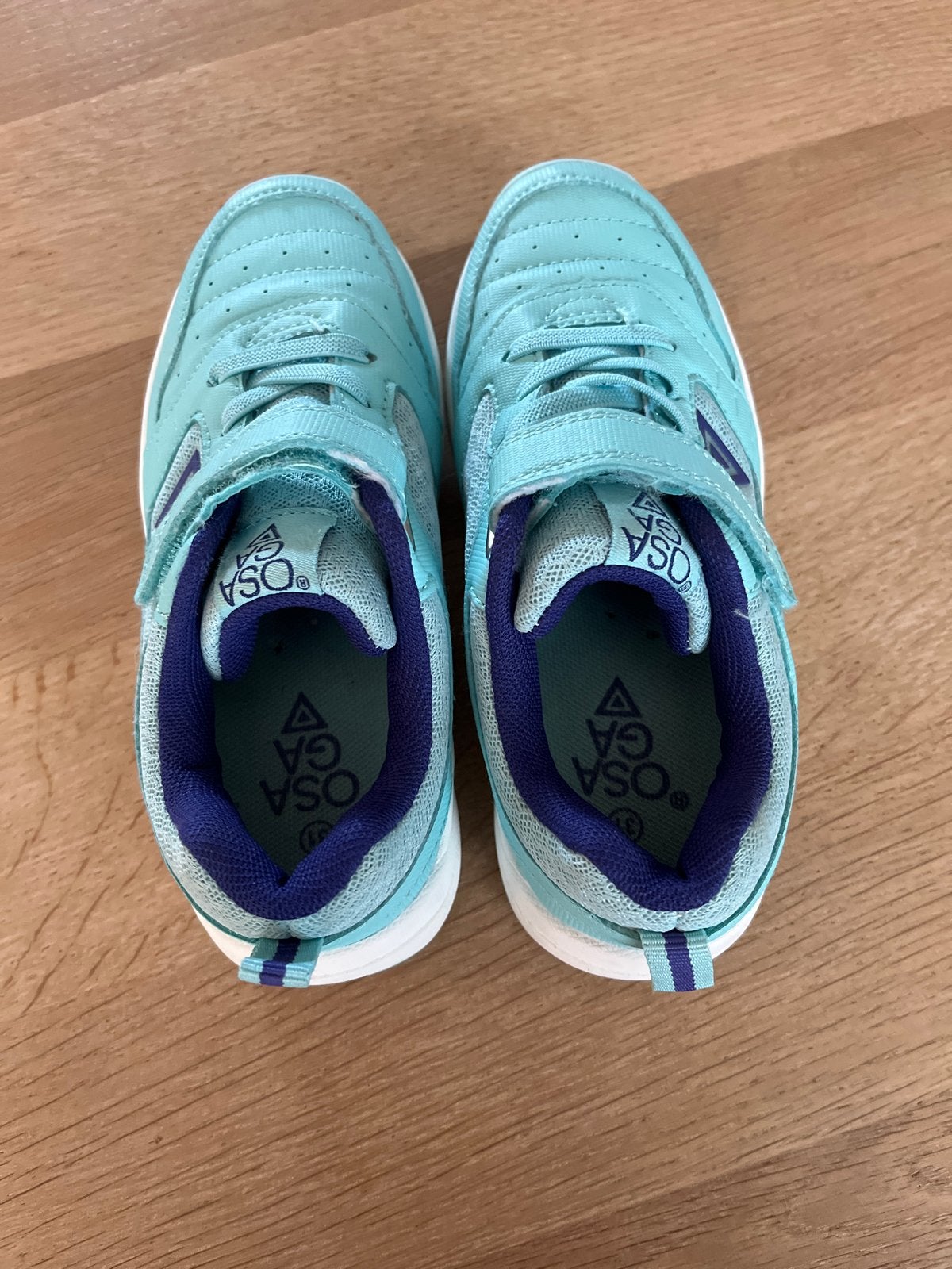 Zo goed als nieuwe zaalschoenen - Maat 31, Kinderen en Baby's, Kinderkleding | Schoenen en Sokken, Ophalen of Verzenden, Zo goed als nieuw