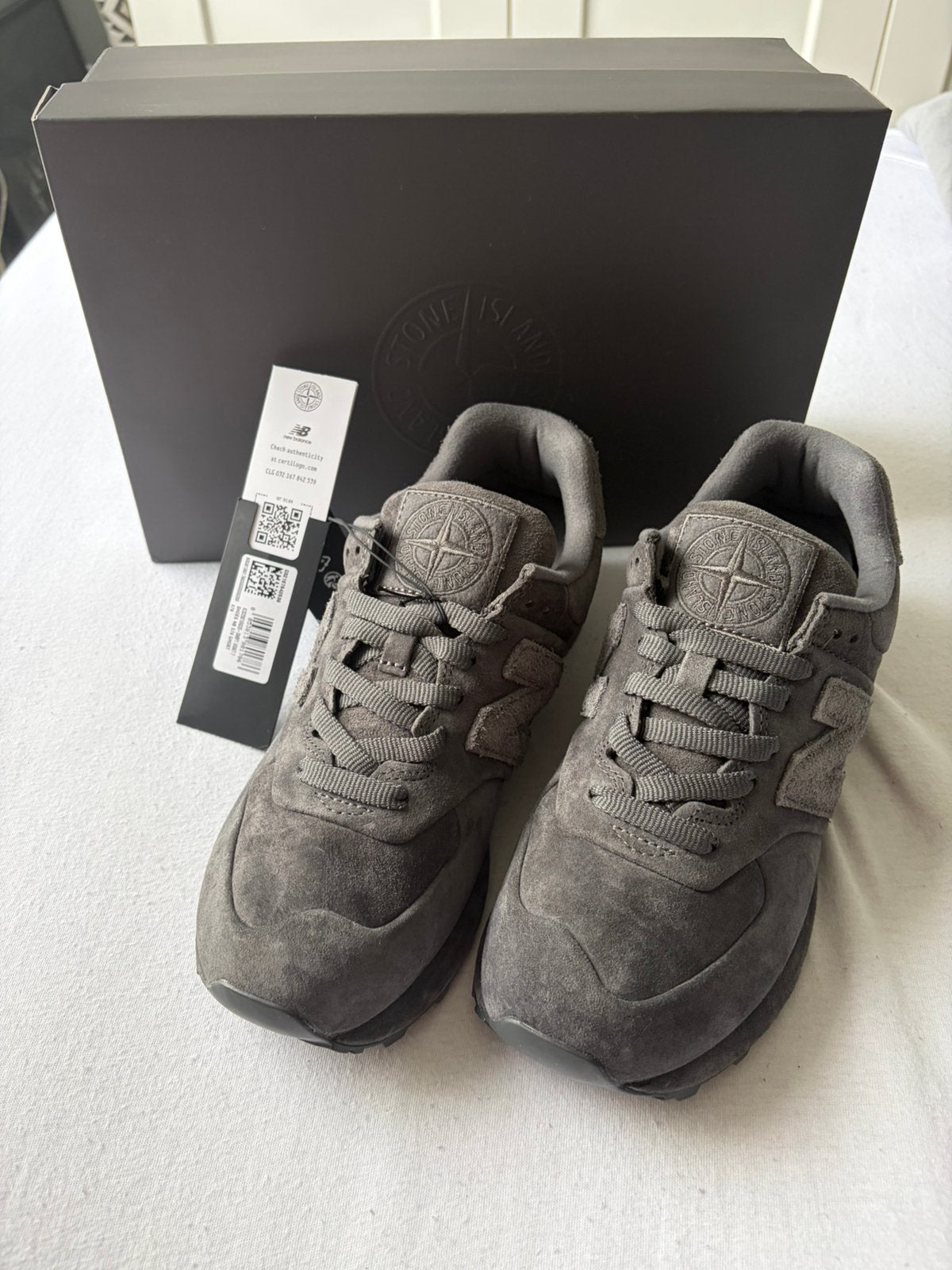 New Balance 574 Legacy - Stone Island Ghost, Overige kleuren, Nieuw, Ophalen of Verzenden, Sneakers of Gympen