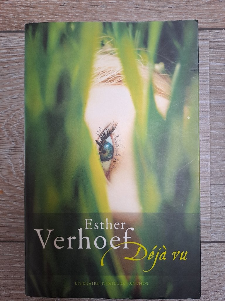 Déjà vu - Esther Verhoef, Ophalen of Verzenden, Gelezen, Esther Verhoef
