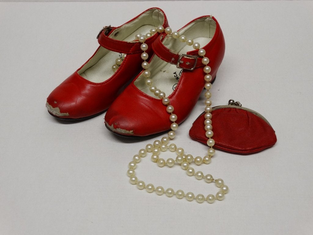 Vintage brocante kinderschoenen portemonnee parelketting, Ophalen of Verzenden