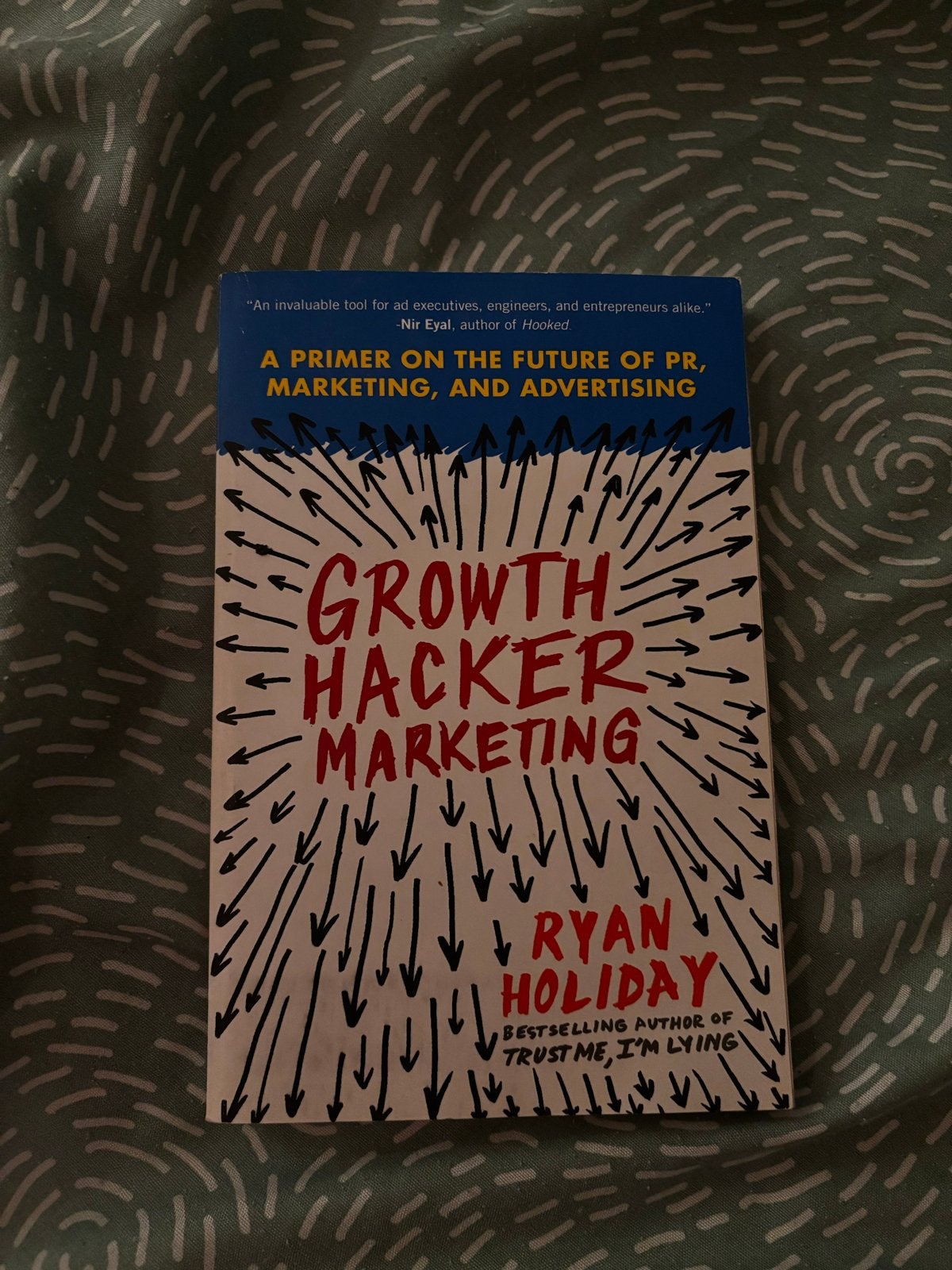 Growth Hacker Marketing - Ryan Holiday (Marketingboek), Ophalen of Verzenden, Zo goed als nieuw, Economie en Marketing